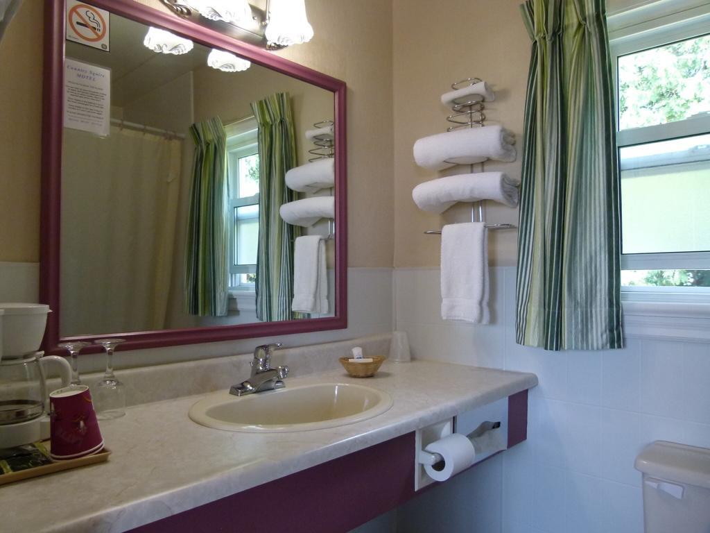 Country Squire Motel Arnprior Rom bilde