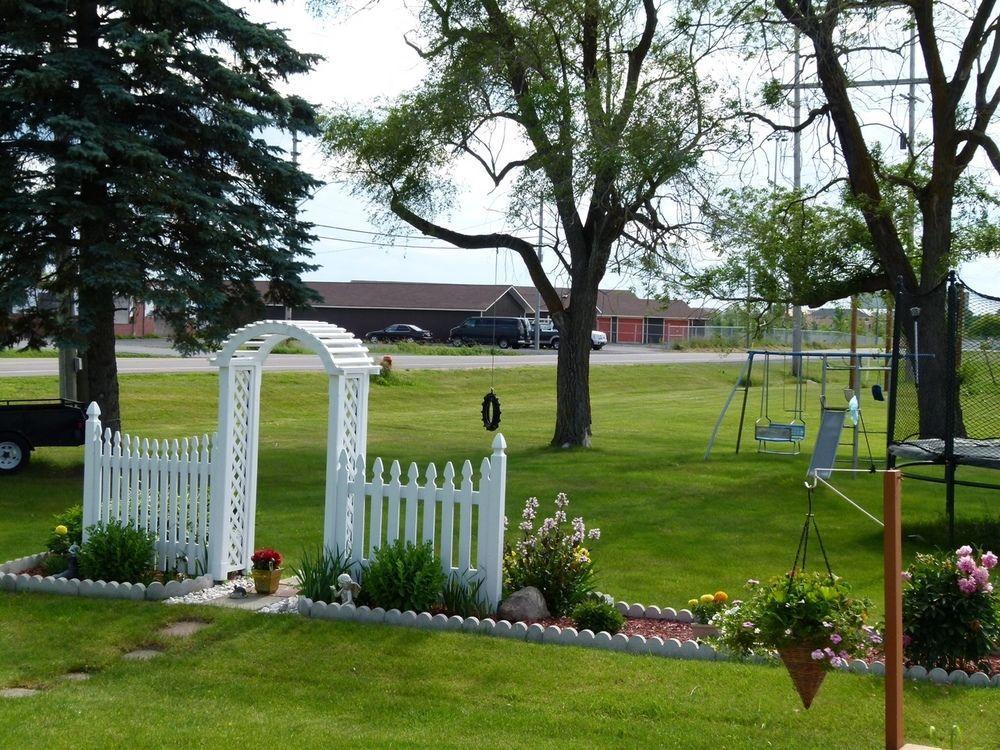 Country Squire Motel Arnprior Eksteriør bilde