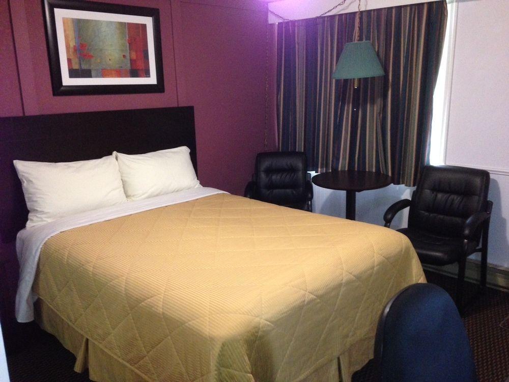 Country Squire Motel Arnprior Eksteriør bilde